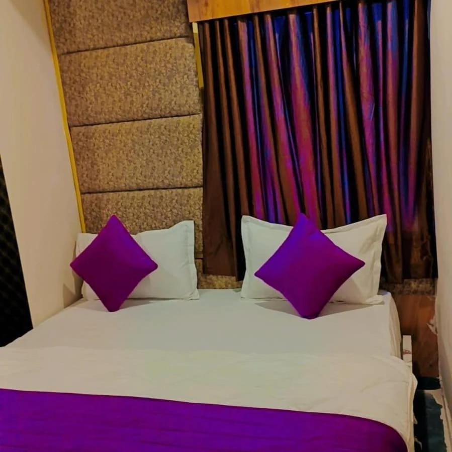 Hotel Karnavati Ahmedabad