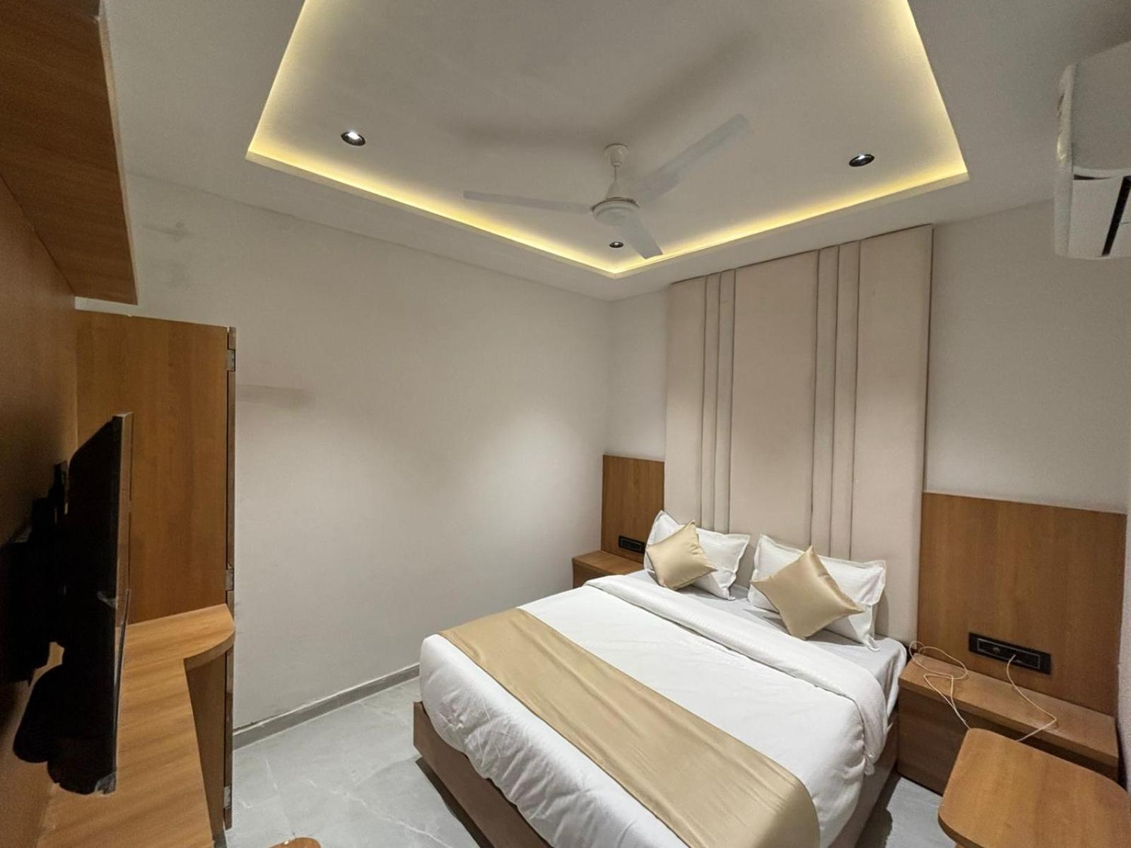 Pulse Town Hotel *
