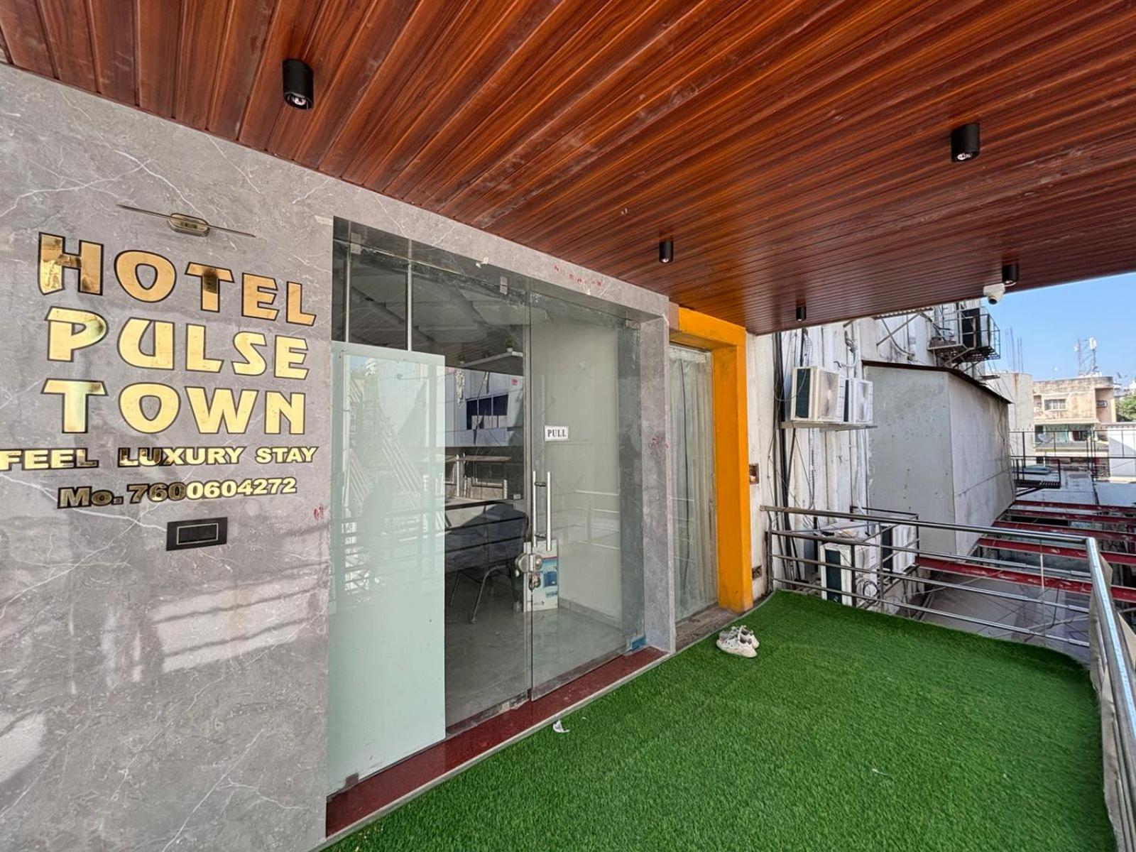 Pulse Town Hotel Ahmedabad