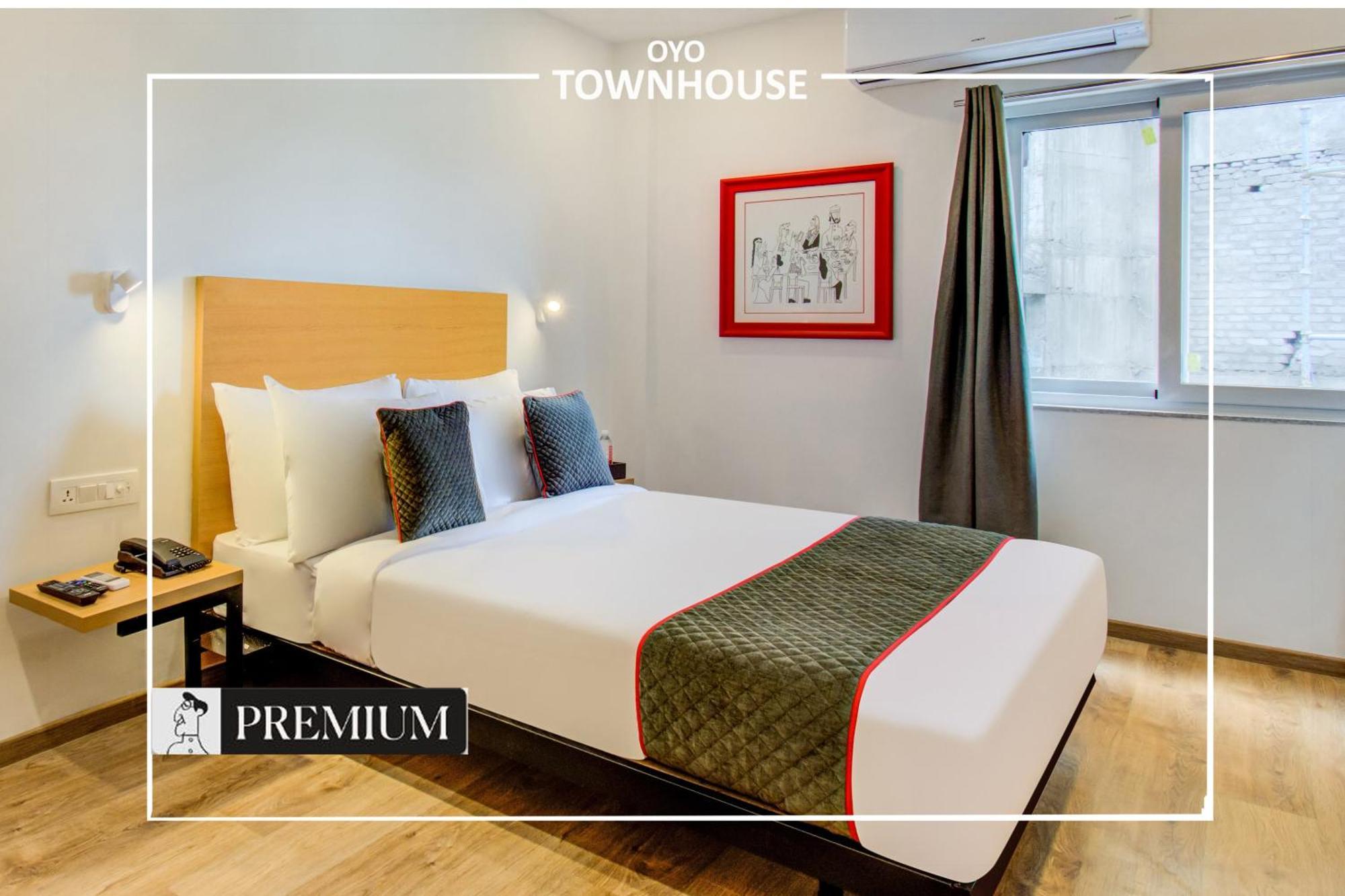 Townhouse Netaji Road 4*