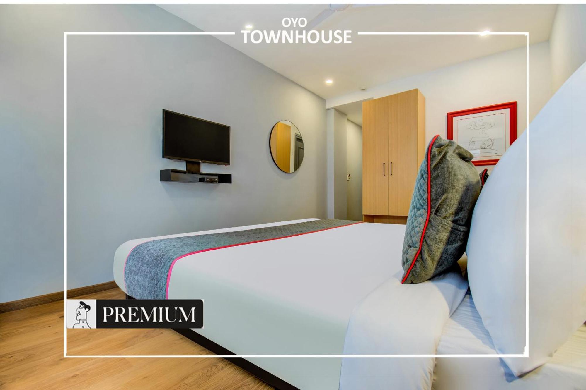 Townhouse Netaji Road