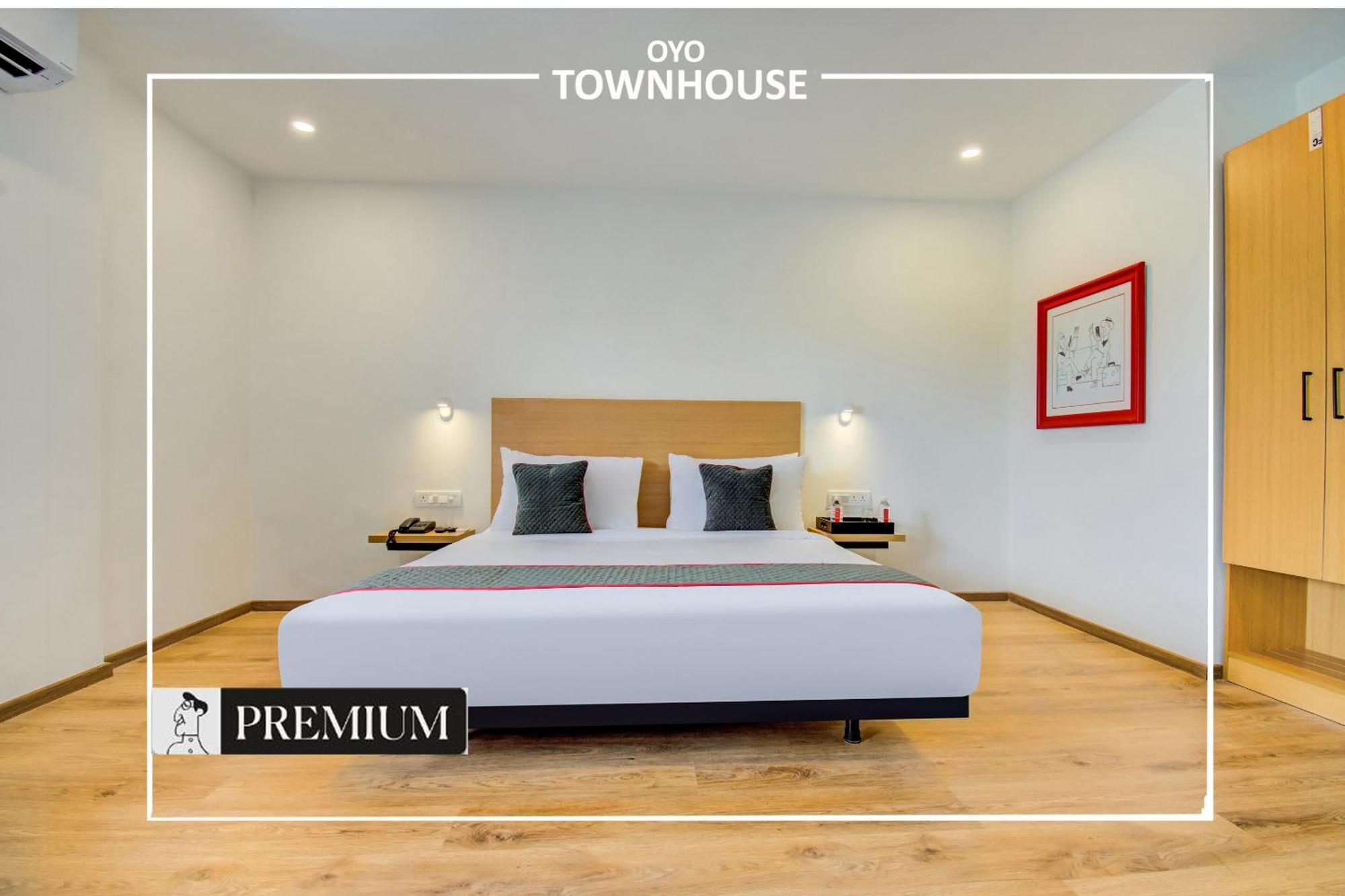 Townhouse Netaji Road