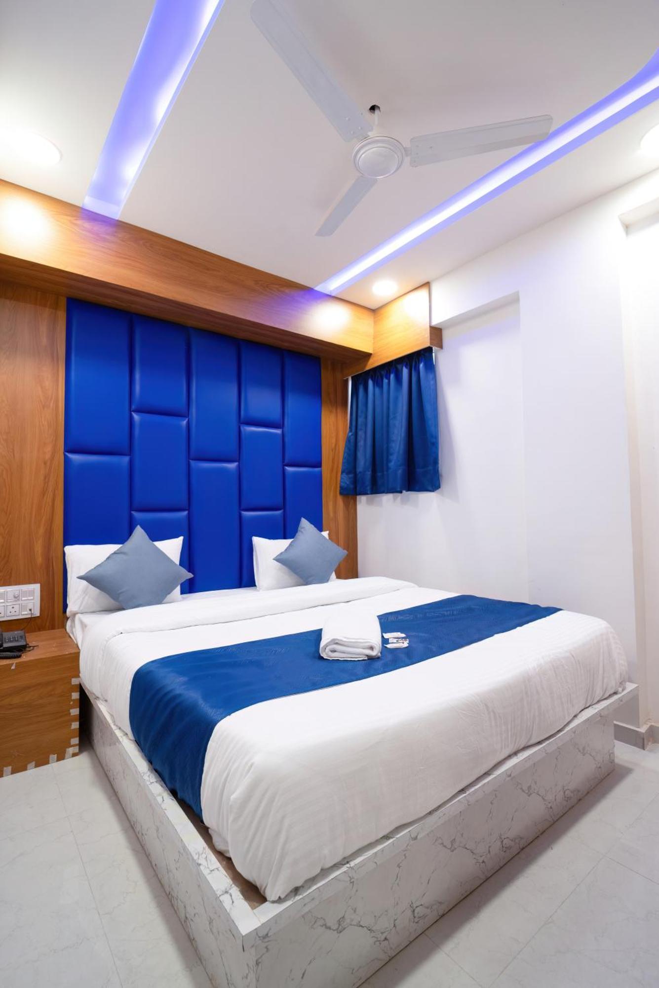 Nest Sky Hotel Ahmedabad