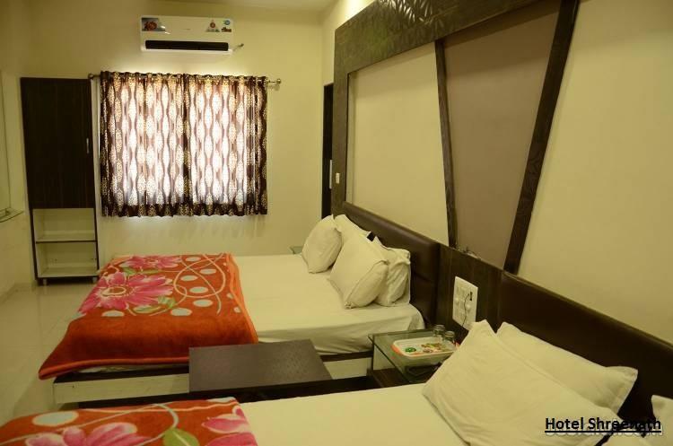 Shreenath Hotel 2*