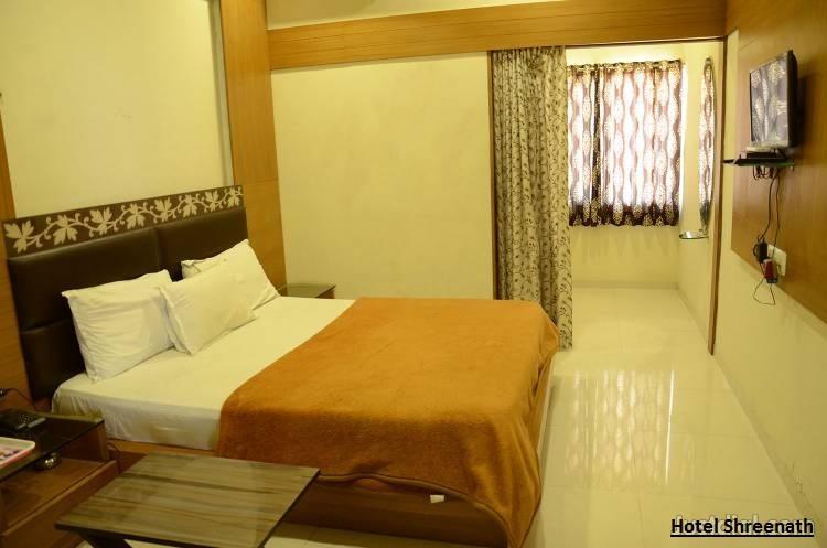 Shreenath Hotel Ahmedabad