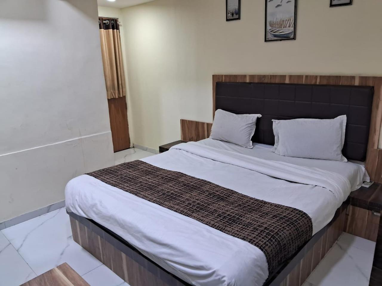 Metro 3* Ahmedabad