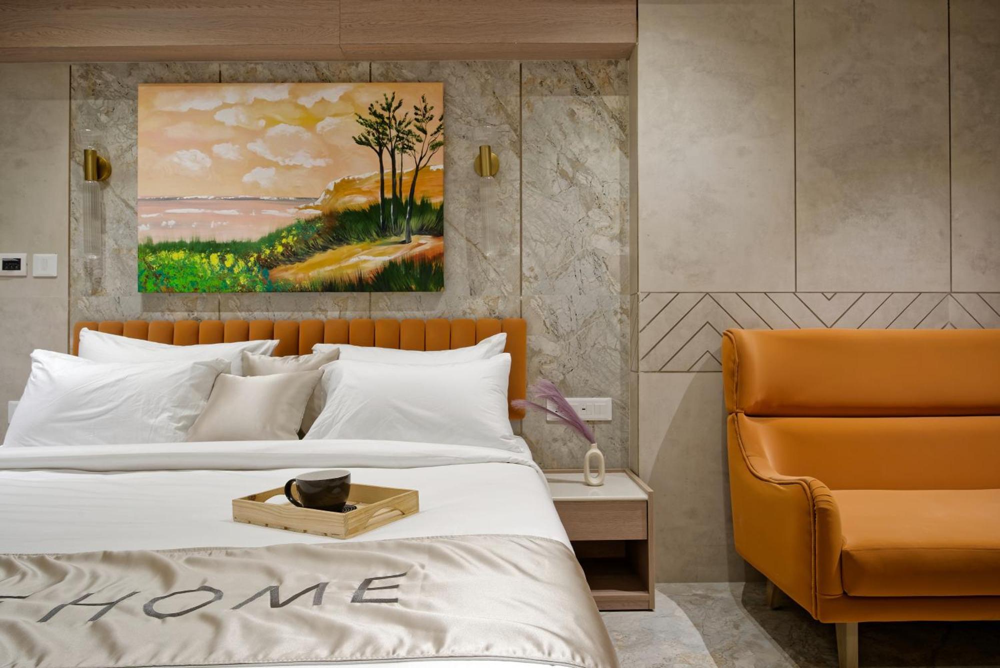 Golden Plaza Hotel