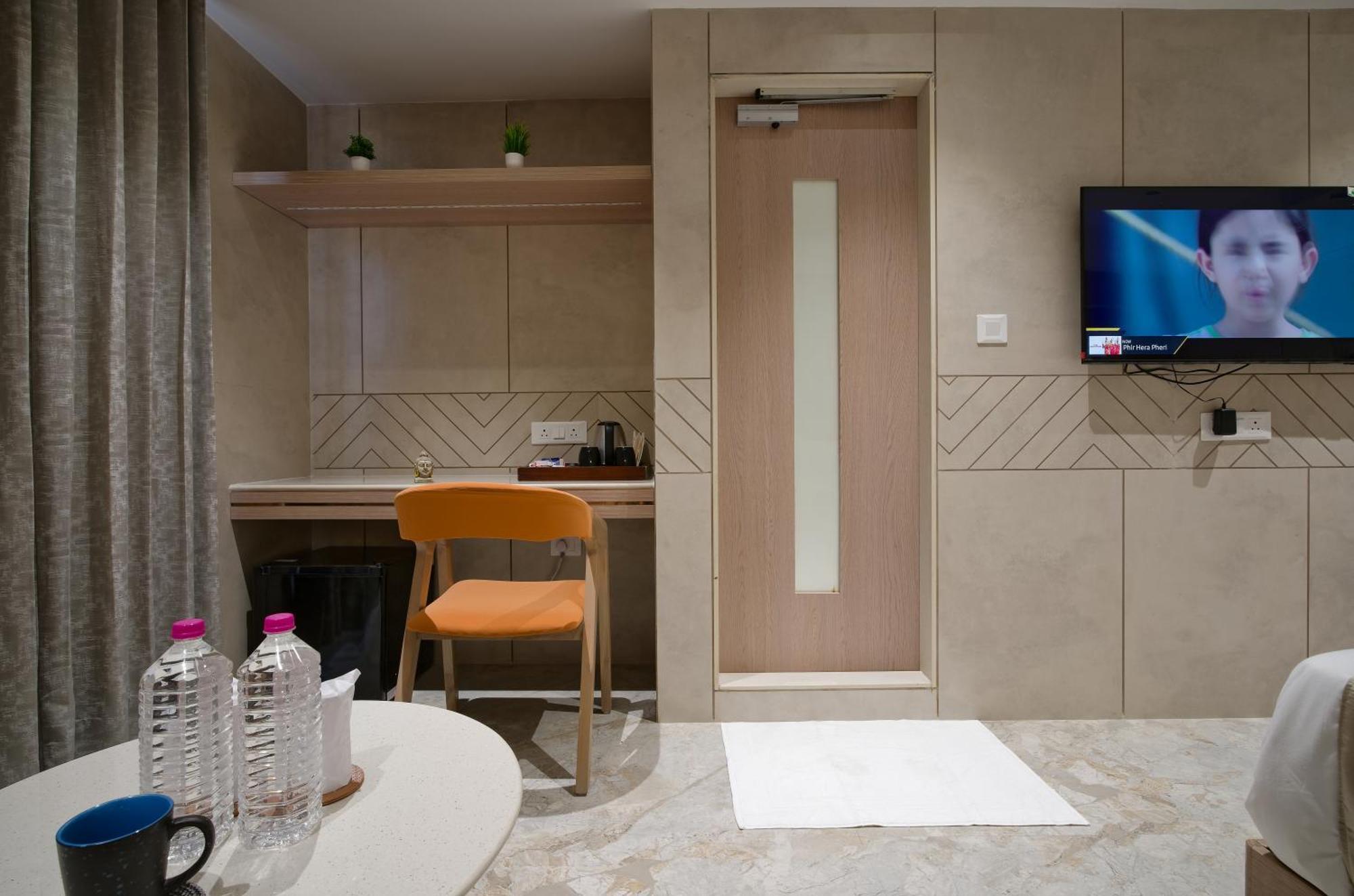 Hotel Golden Plaza 4*