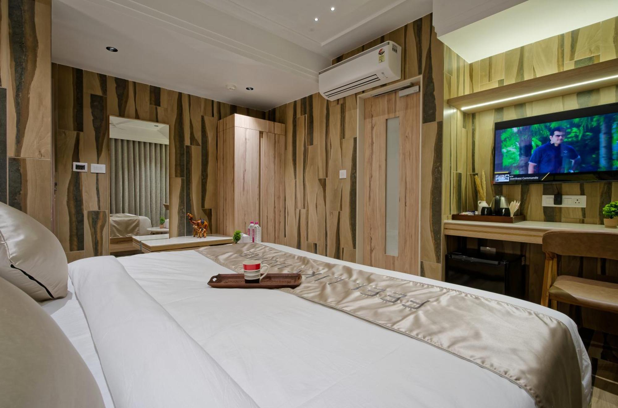 Golden Plaza Hotel Ahmedabad