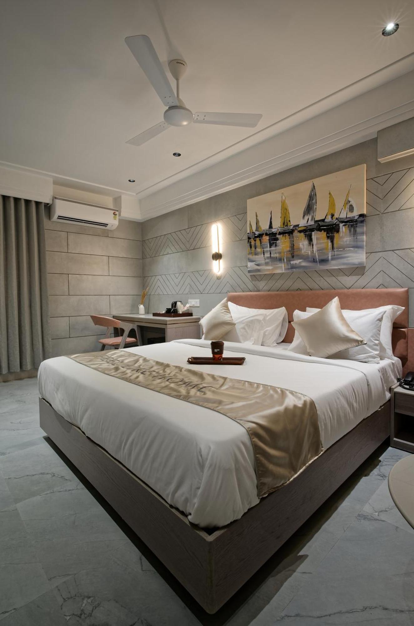 Hotel Golden Plaza 4*