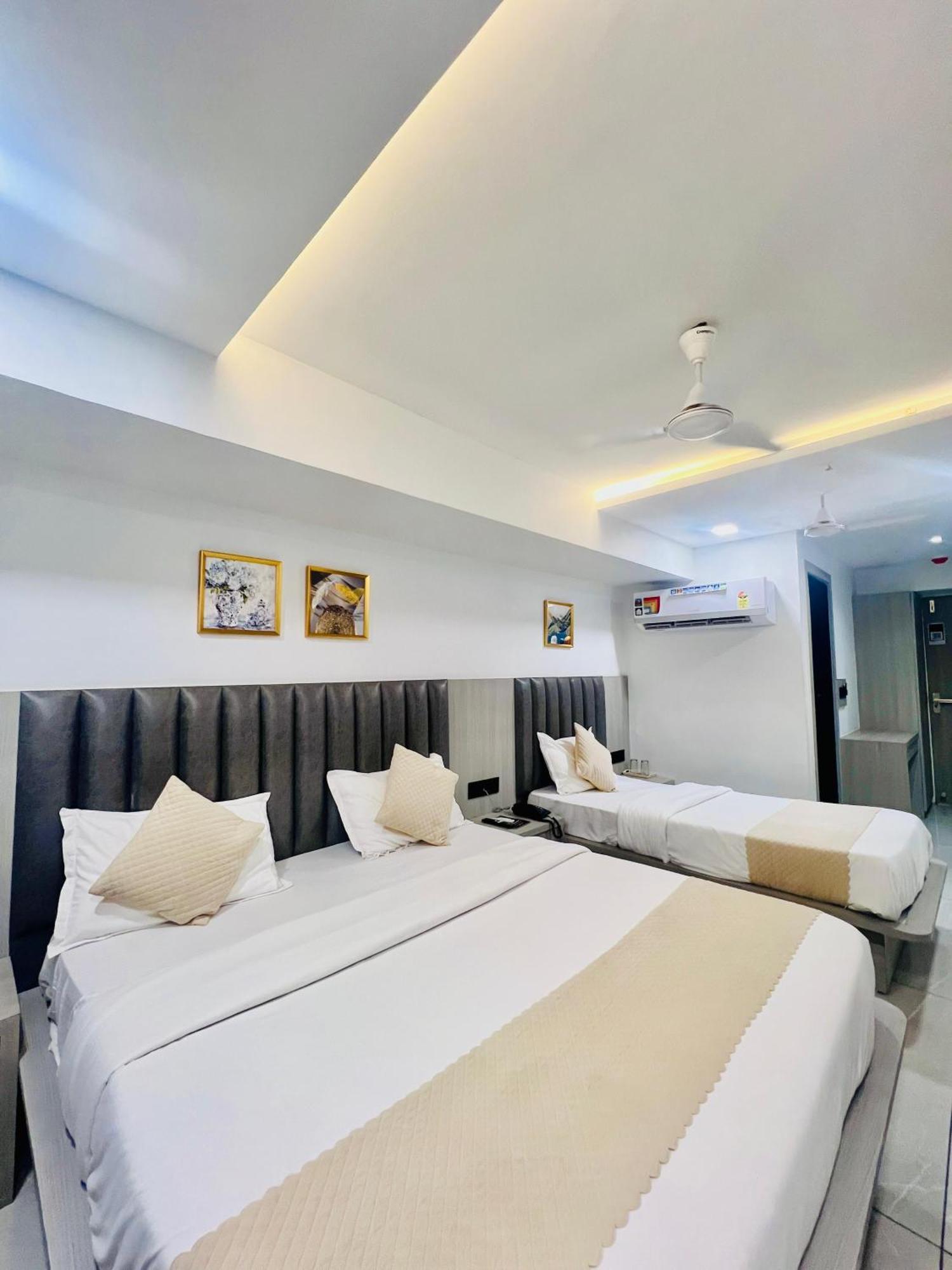Hotel Shaligram Ahmedabad