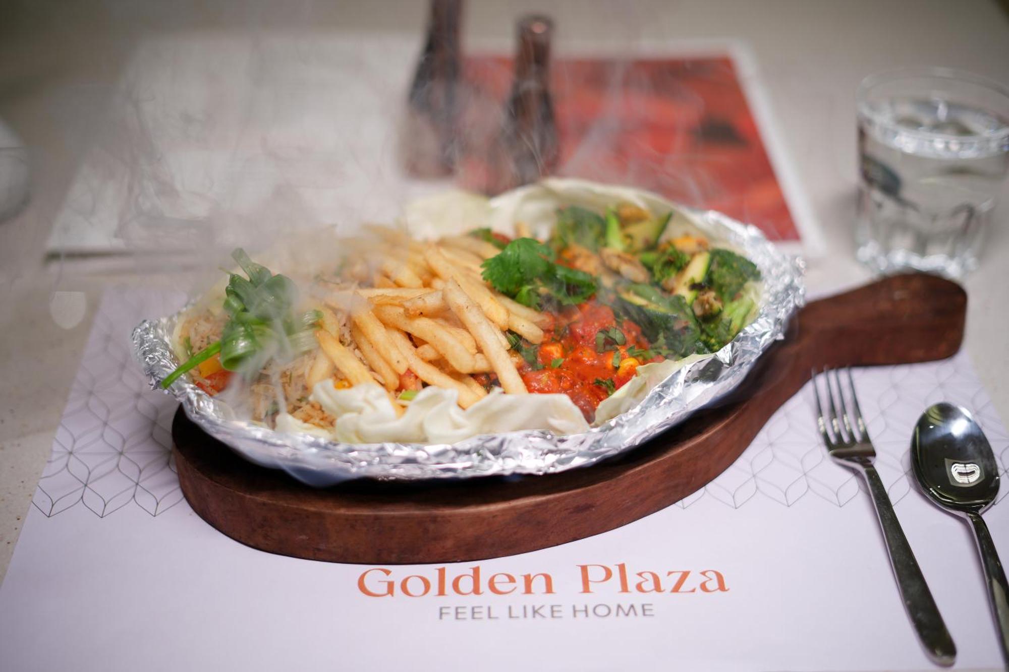 Golden Plaza 4*