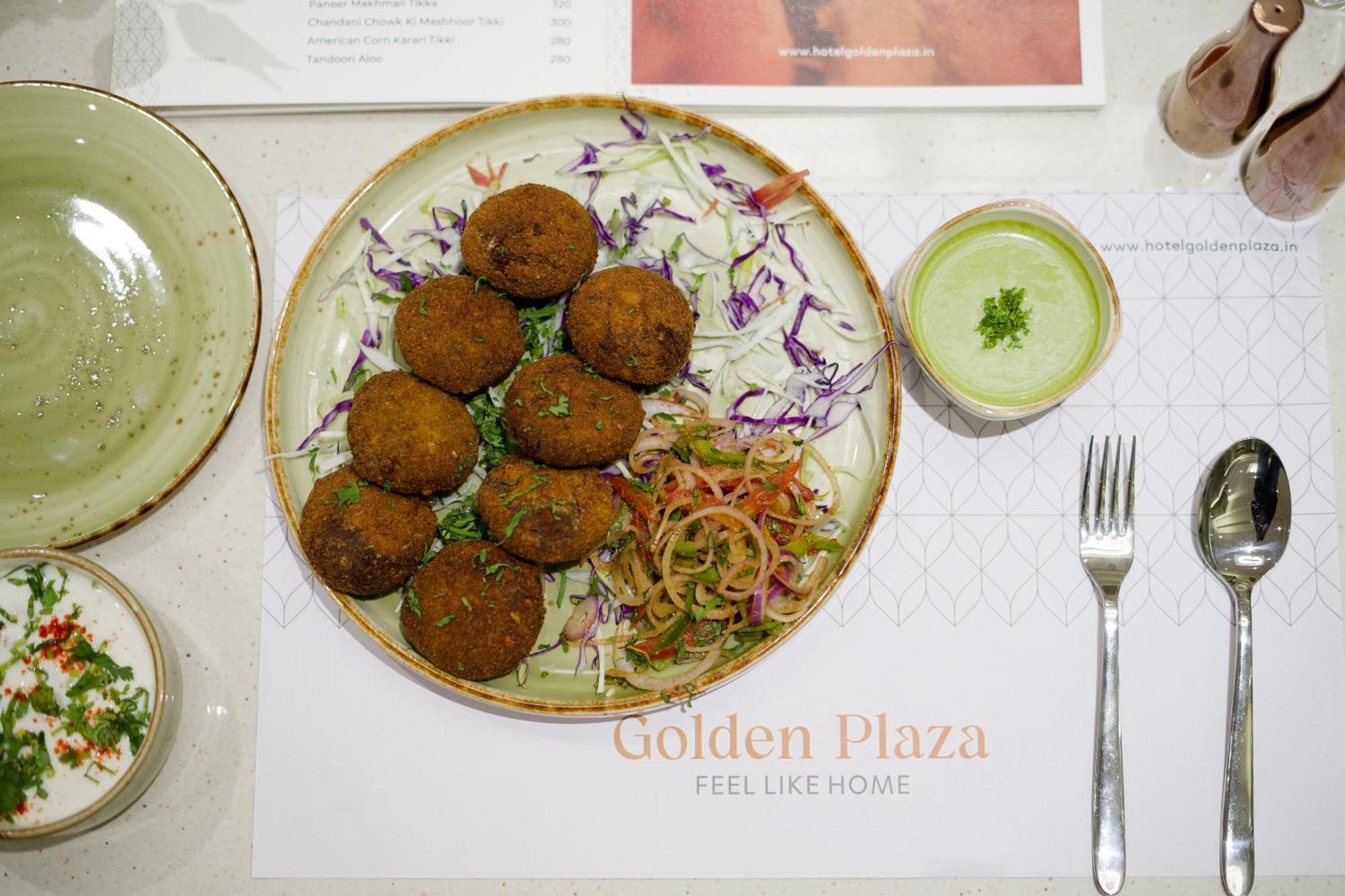 Golden Plaza Hotel