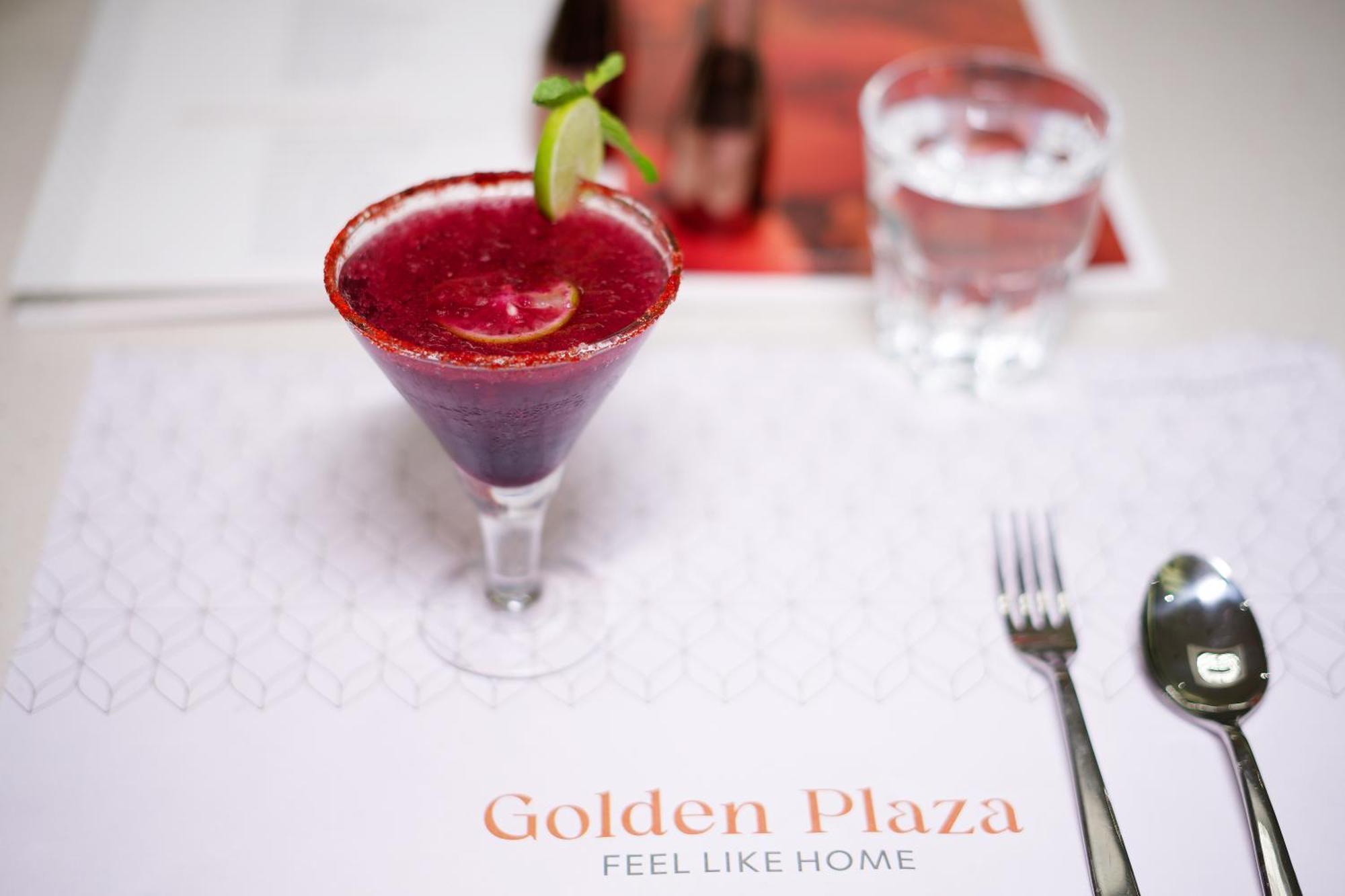 Golden Plaza 4*