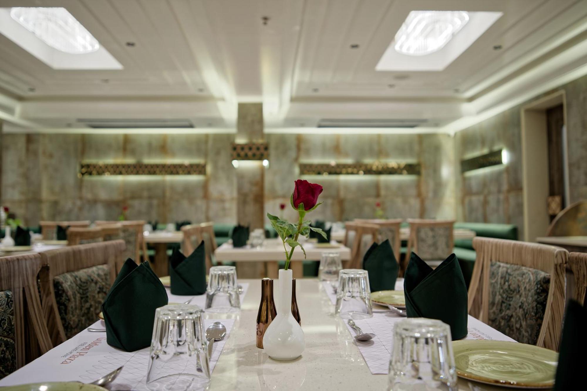 Golden Plaza 4*