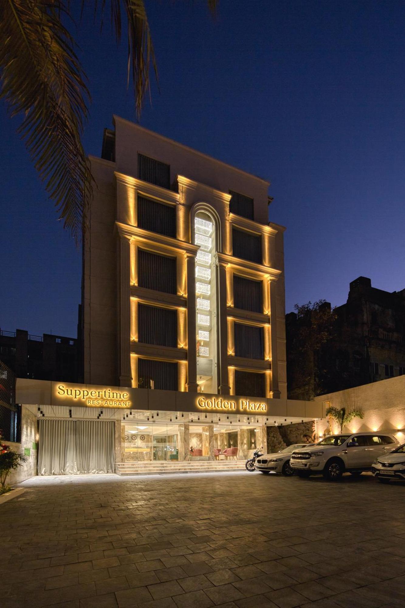 Golden Plaza Ahmedabad