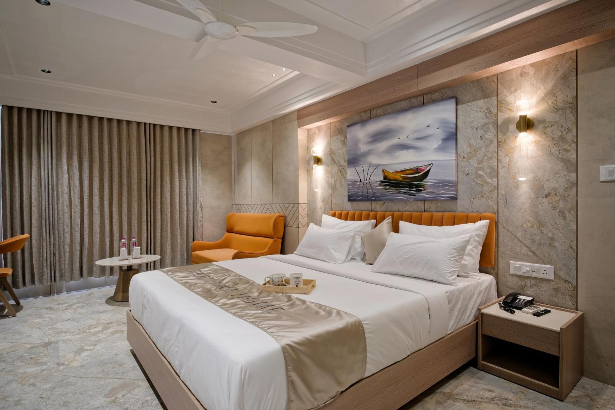 Hotel Golden Plaza Ahmedabad