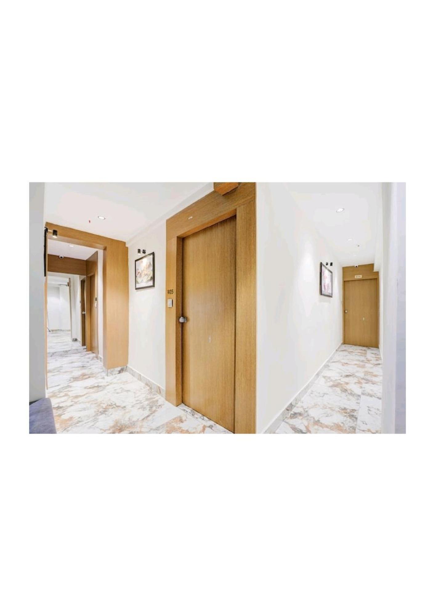 Hotel Prime 24 Ahmedabad