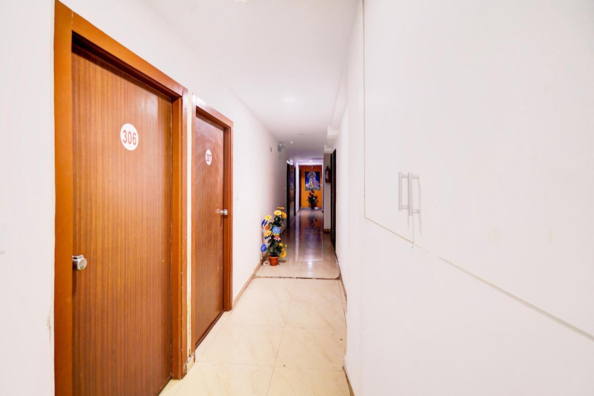 Hotel Super O Geeta Mandir Formerly Park Ahmedabad