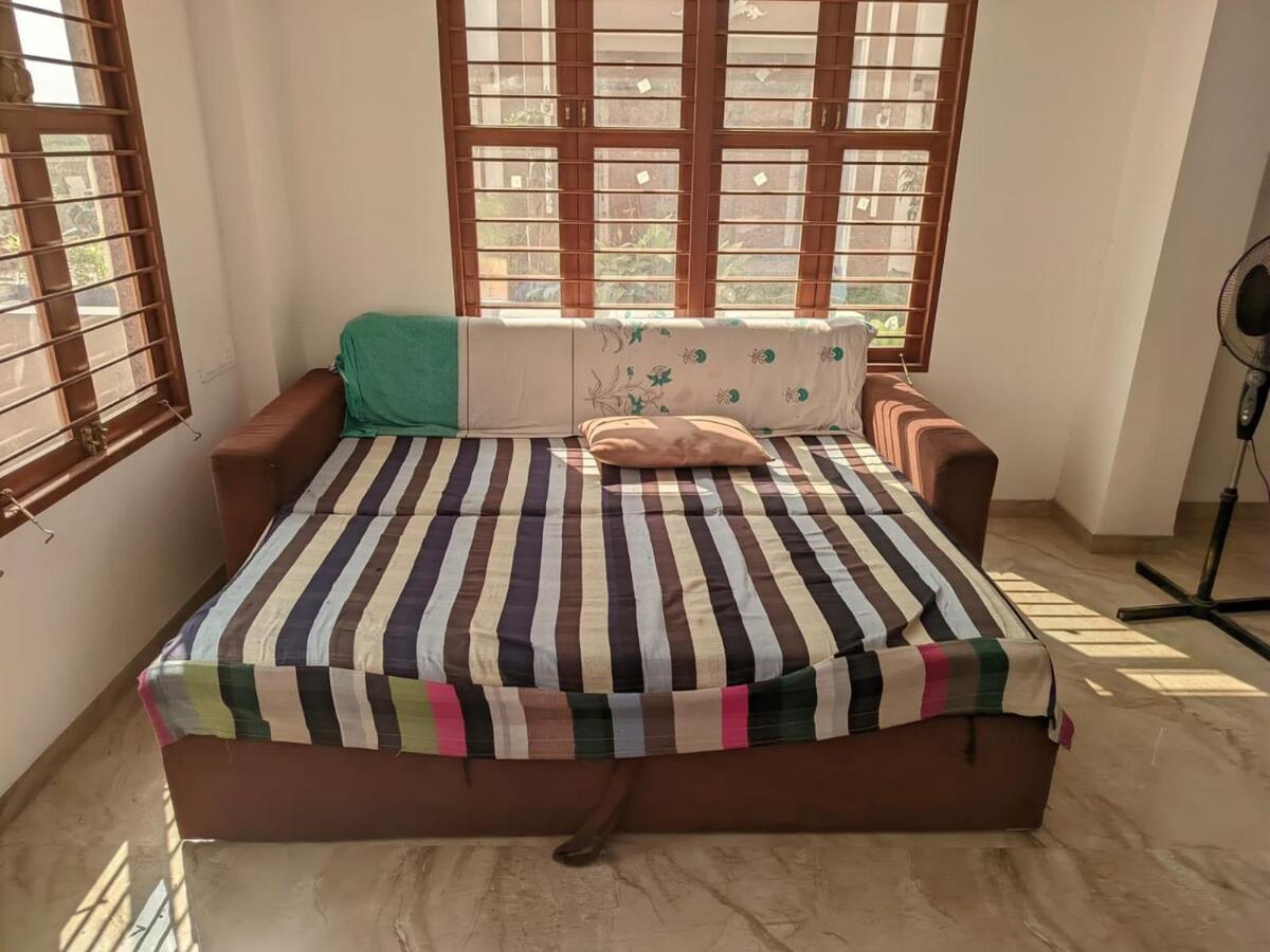 Weekend Home, For Peace & Bliss Holiday home *