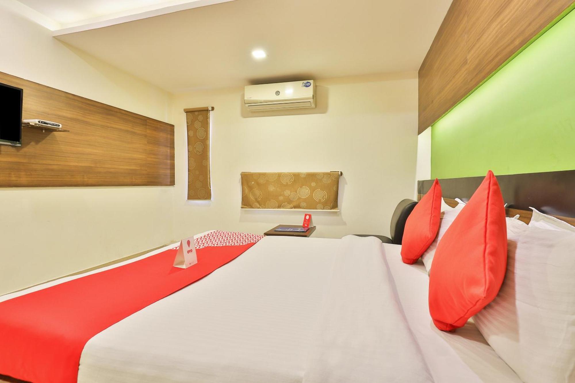 O Apollo Hotel 3*