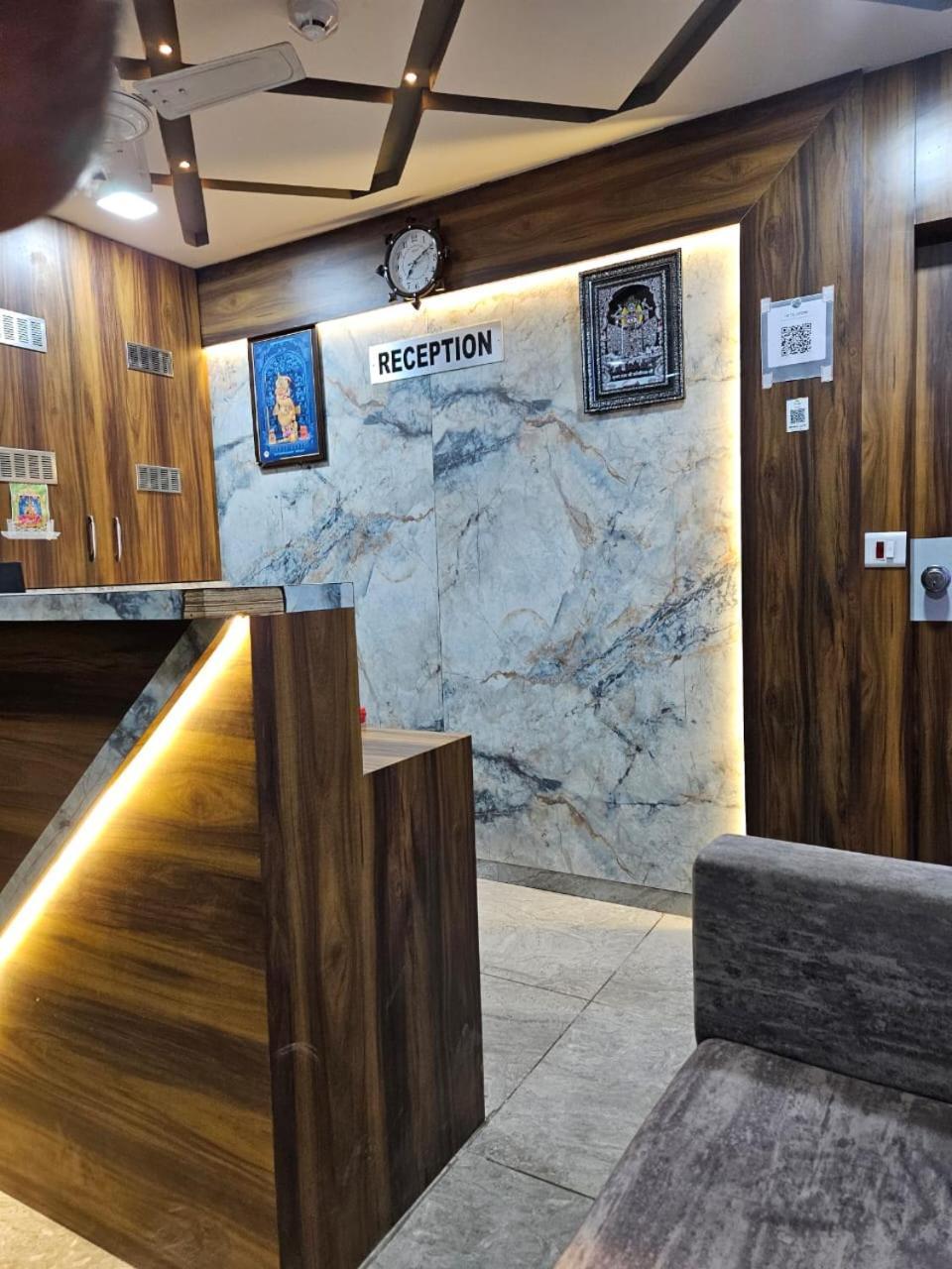 Hotel Ozone,ahmedabad *