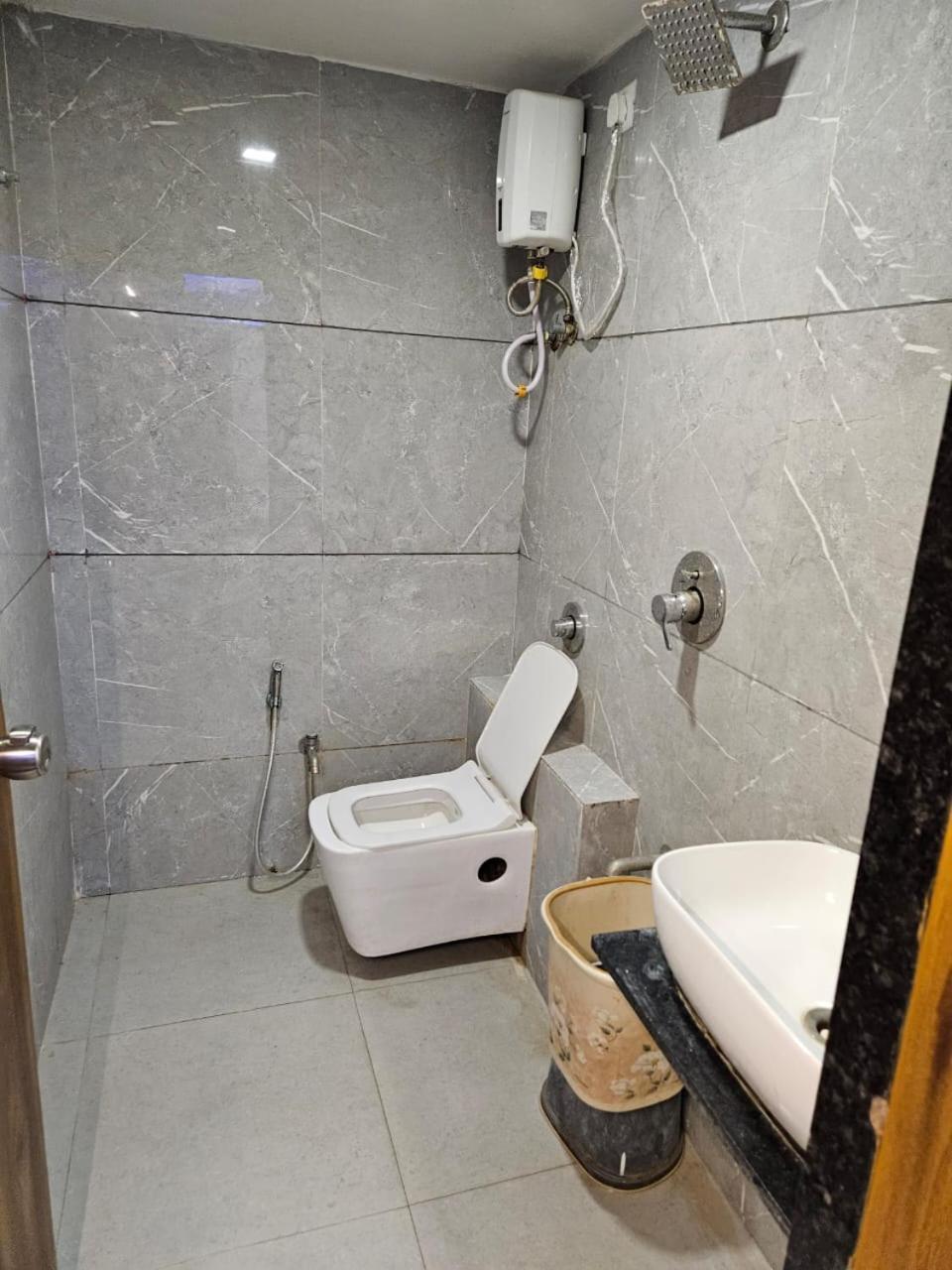 Hotel Ozone,ahmedabad *