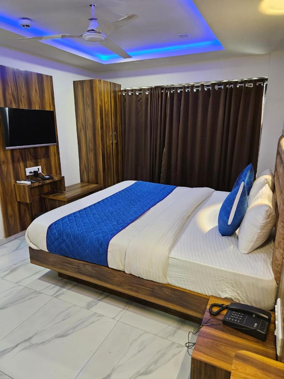 Hotel Ozone,ahmedabad