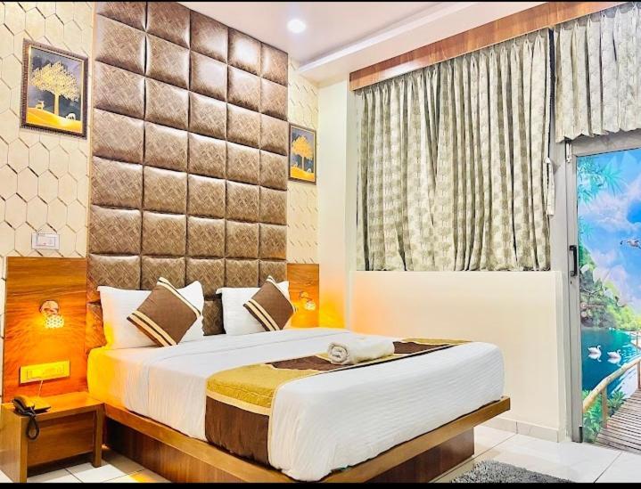 Jaunt Safari Motera Apartment Ahmedabad