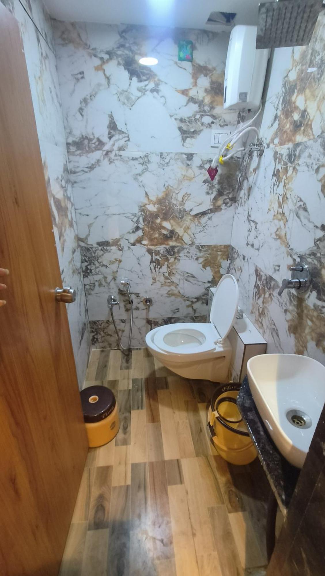 Prime 24 Hotel Ahmedabad