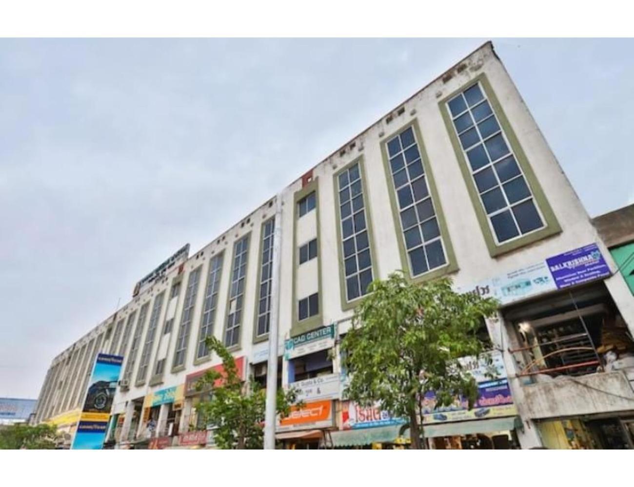 Aniket Inn, Ahmedabad
