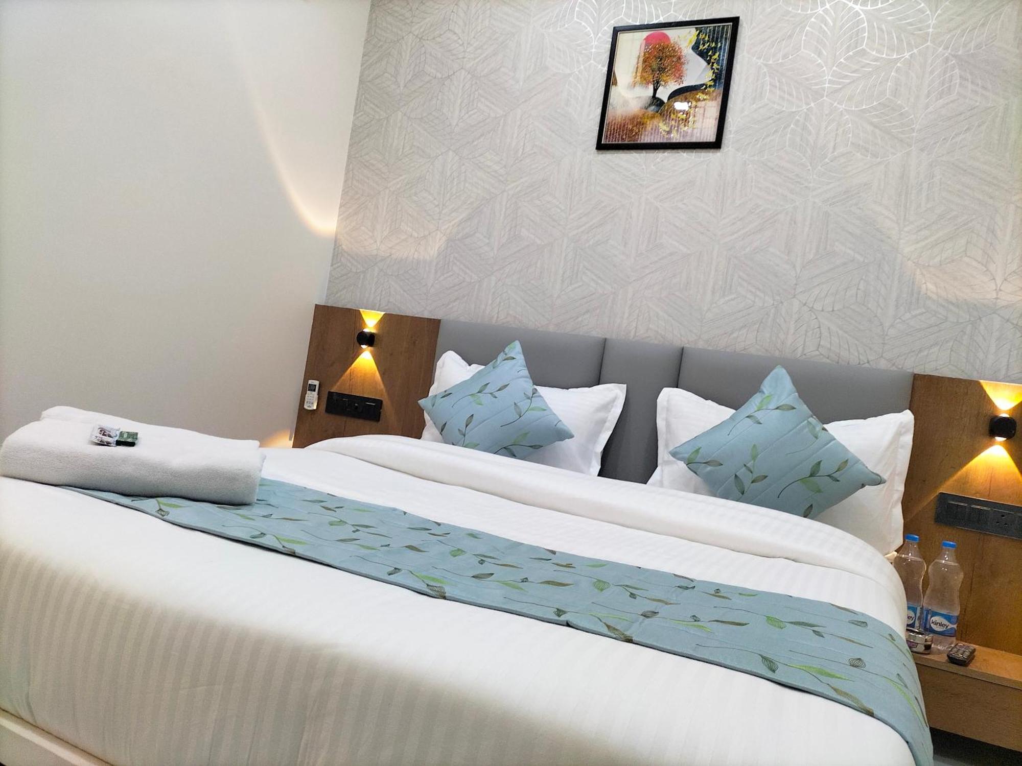 Paris Plaza Ahmedabad