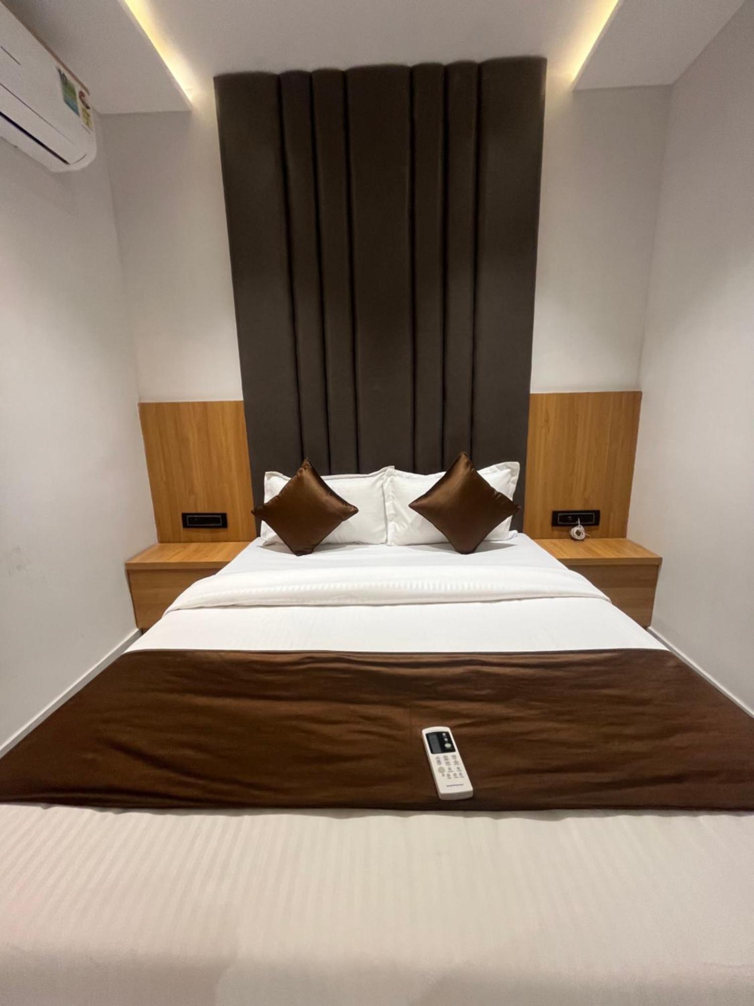 Pulse Town Hotel