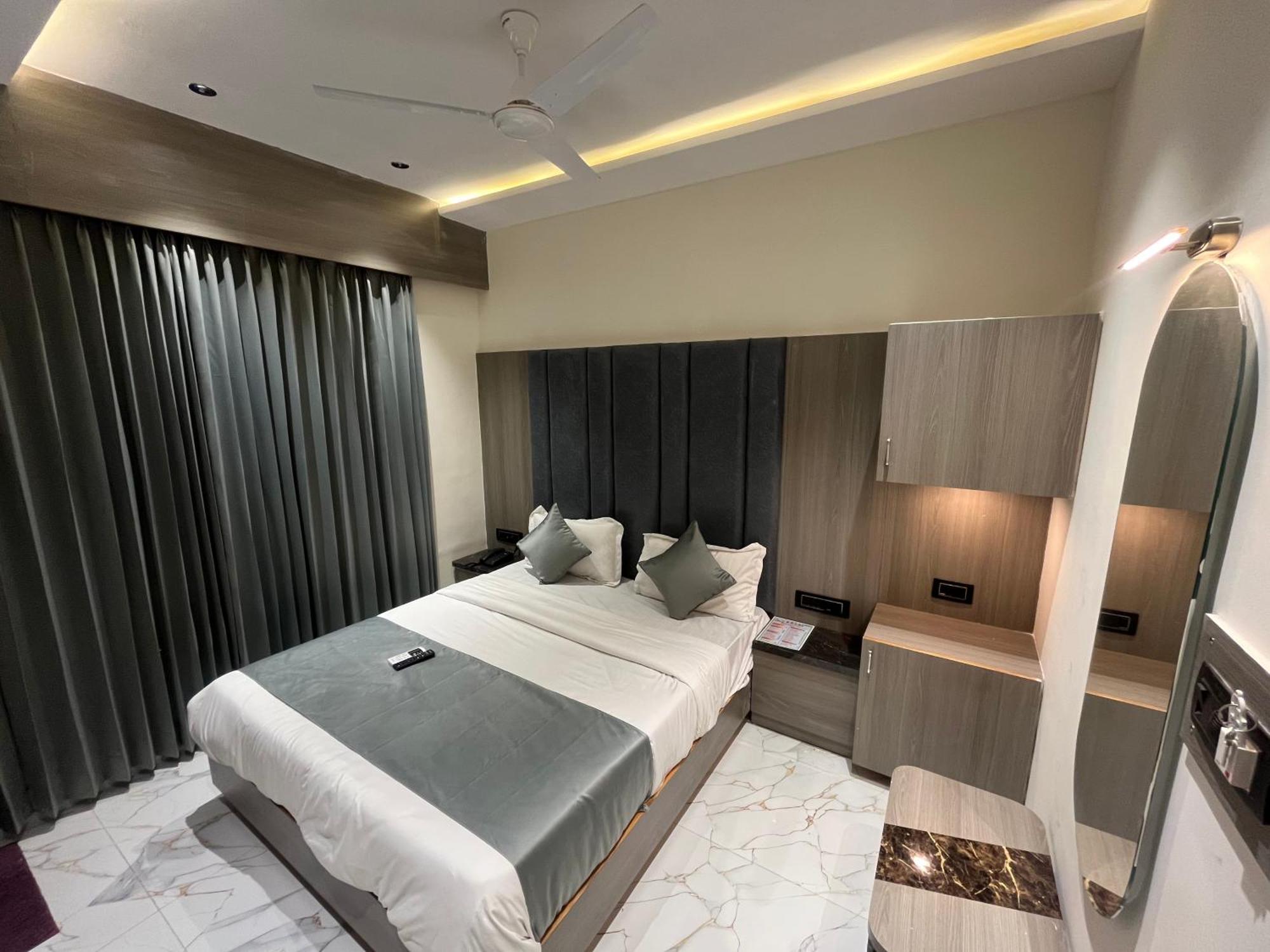 Pulse Town Hotel *