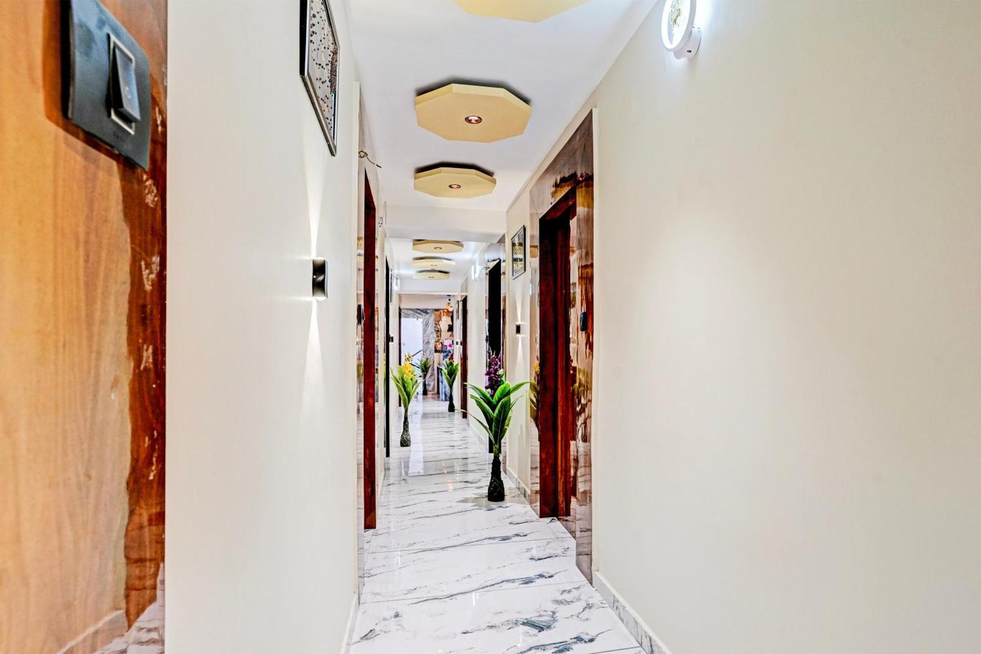 O Meet Palace Hotel 4*