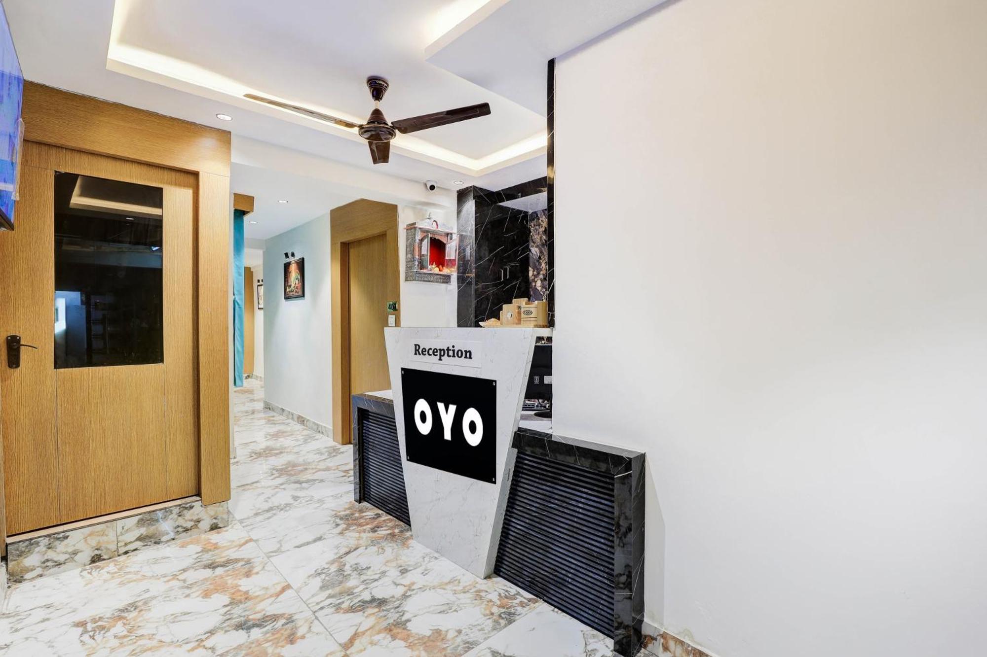 Hotel O Prime 24 Ahmedabad