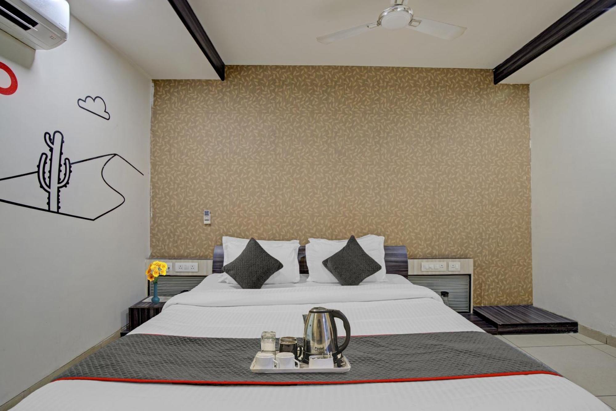 O The Kia Residency And Banquet 3* Ahmedabad