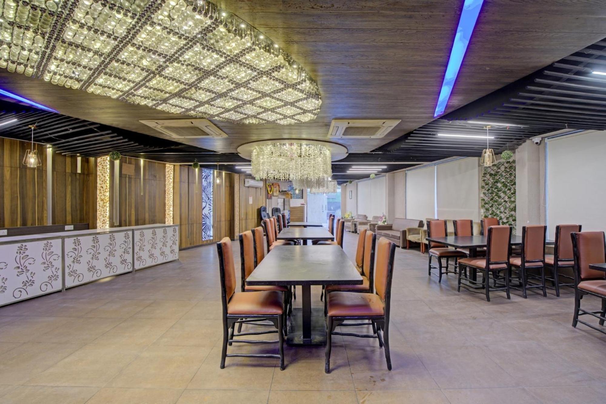 O The Kia Residency And Banquet 3* Ahmedabad