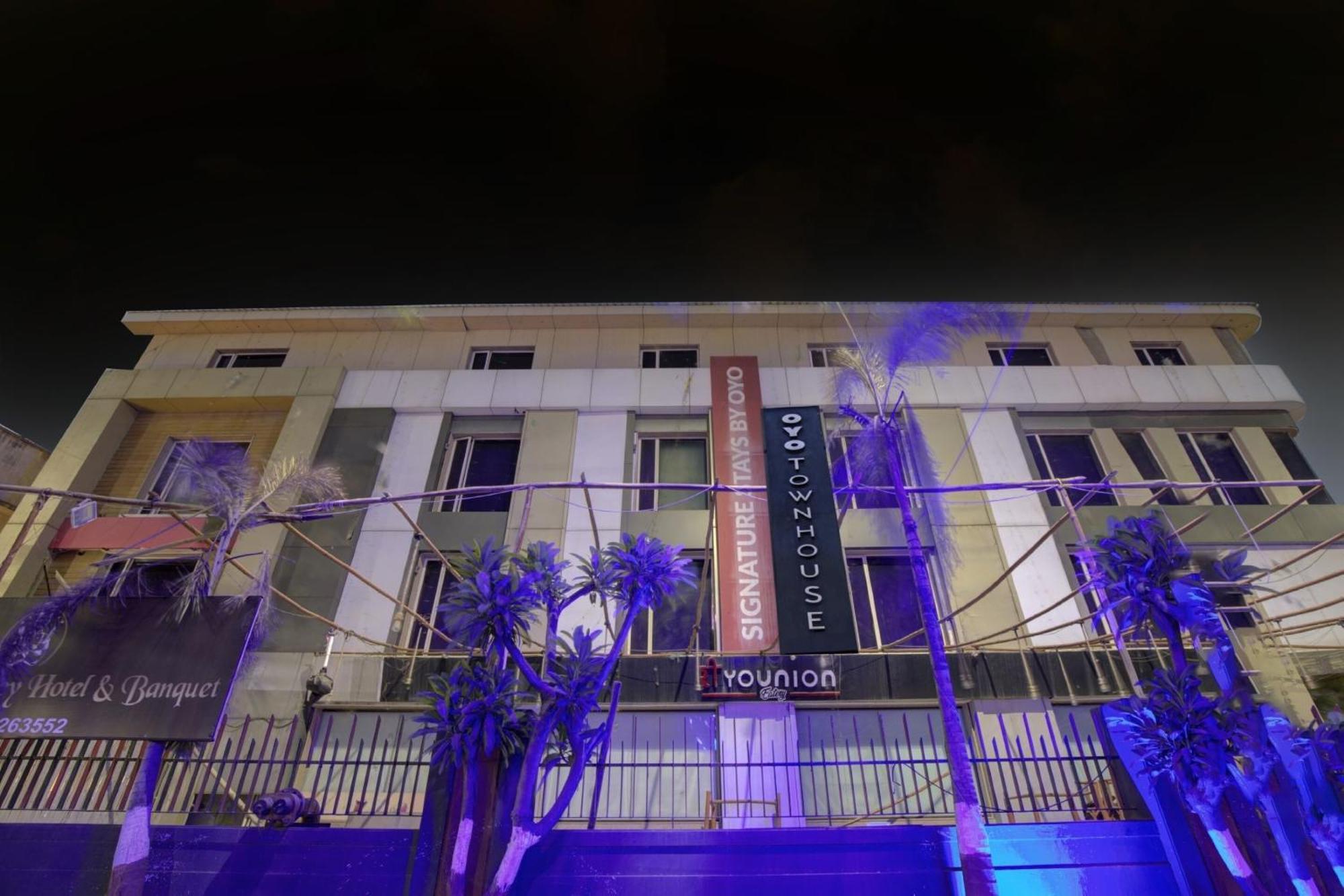 O The Kia Residency And Banquet 3* Ahmedabad