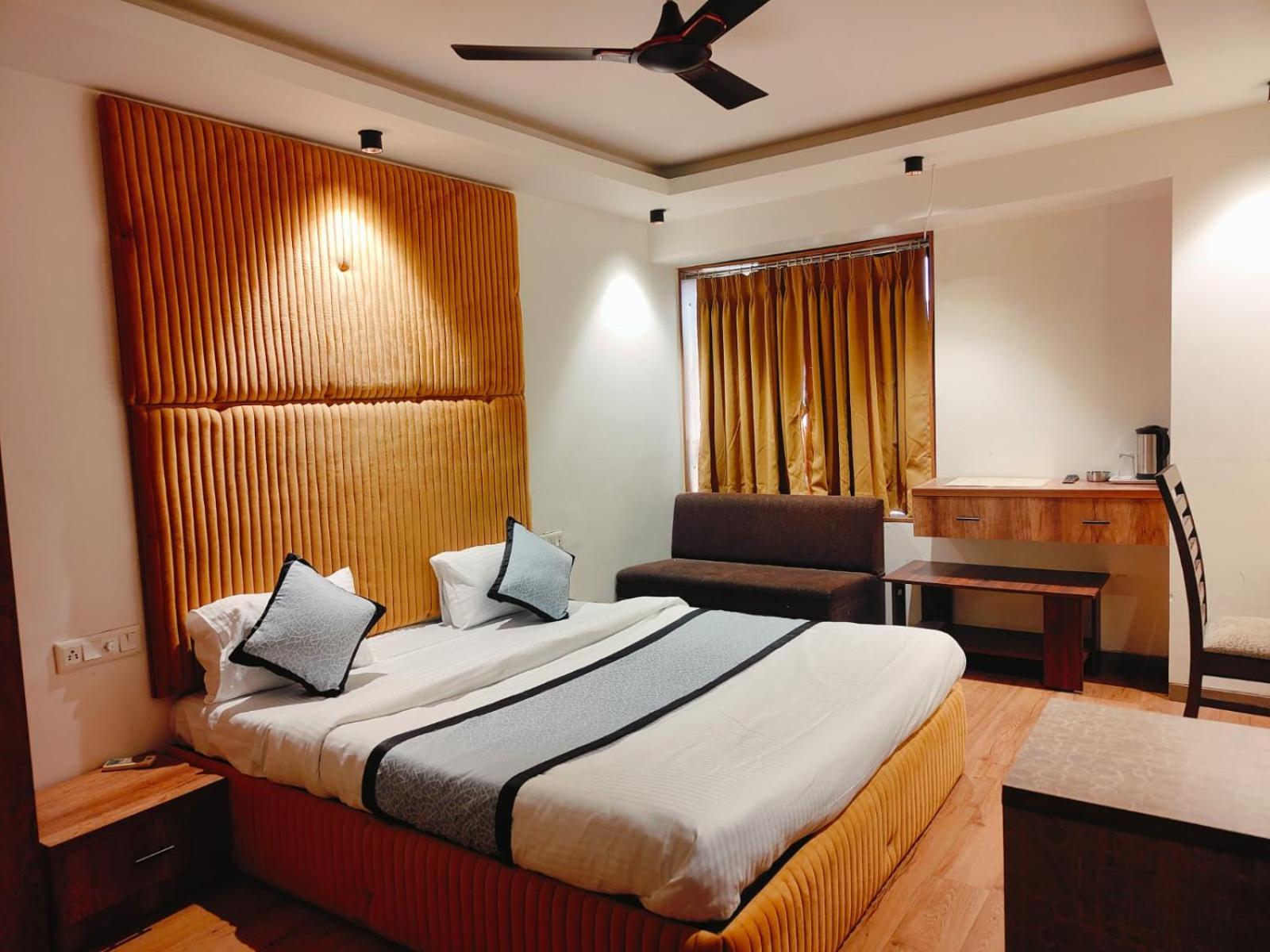Hotel Venue 3*