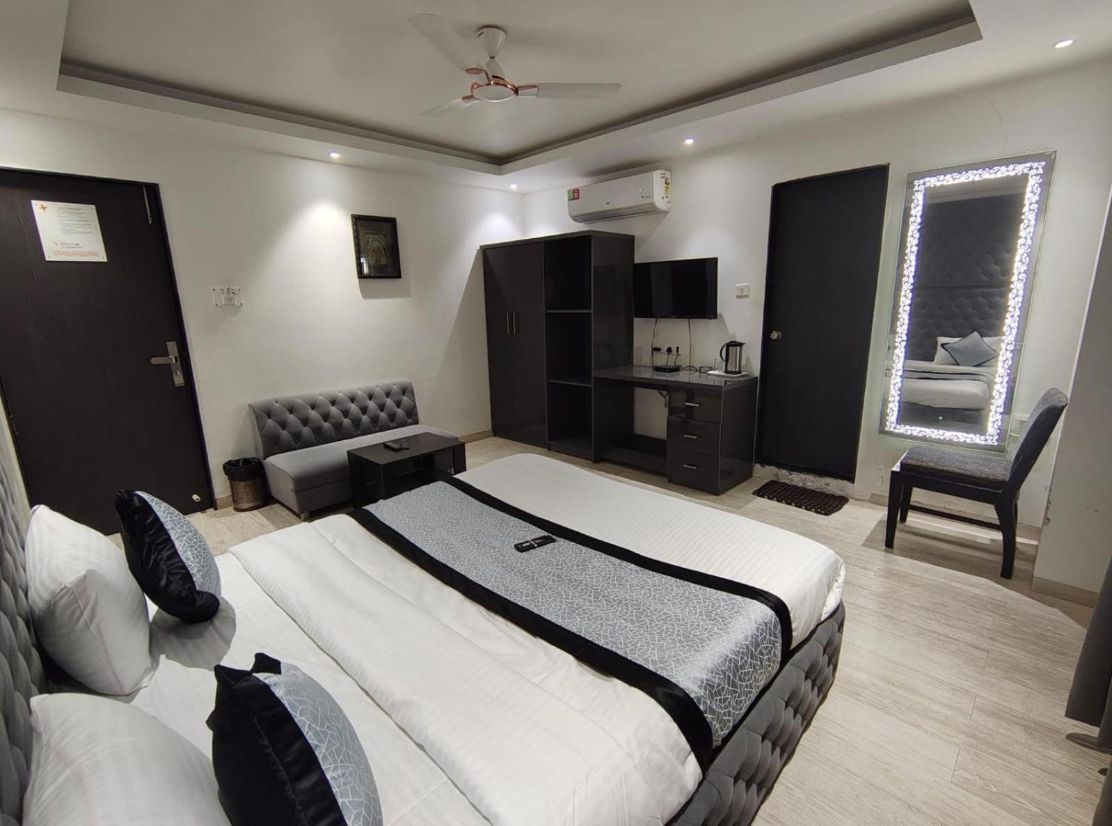 Hotel Venue 3*