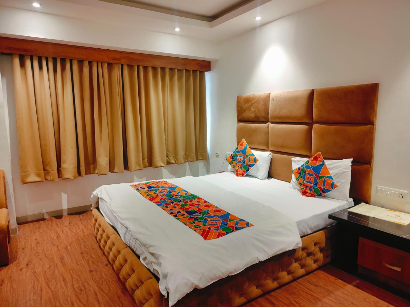 Venue Hotel 3*