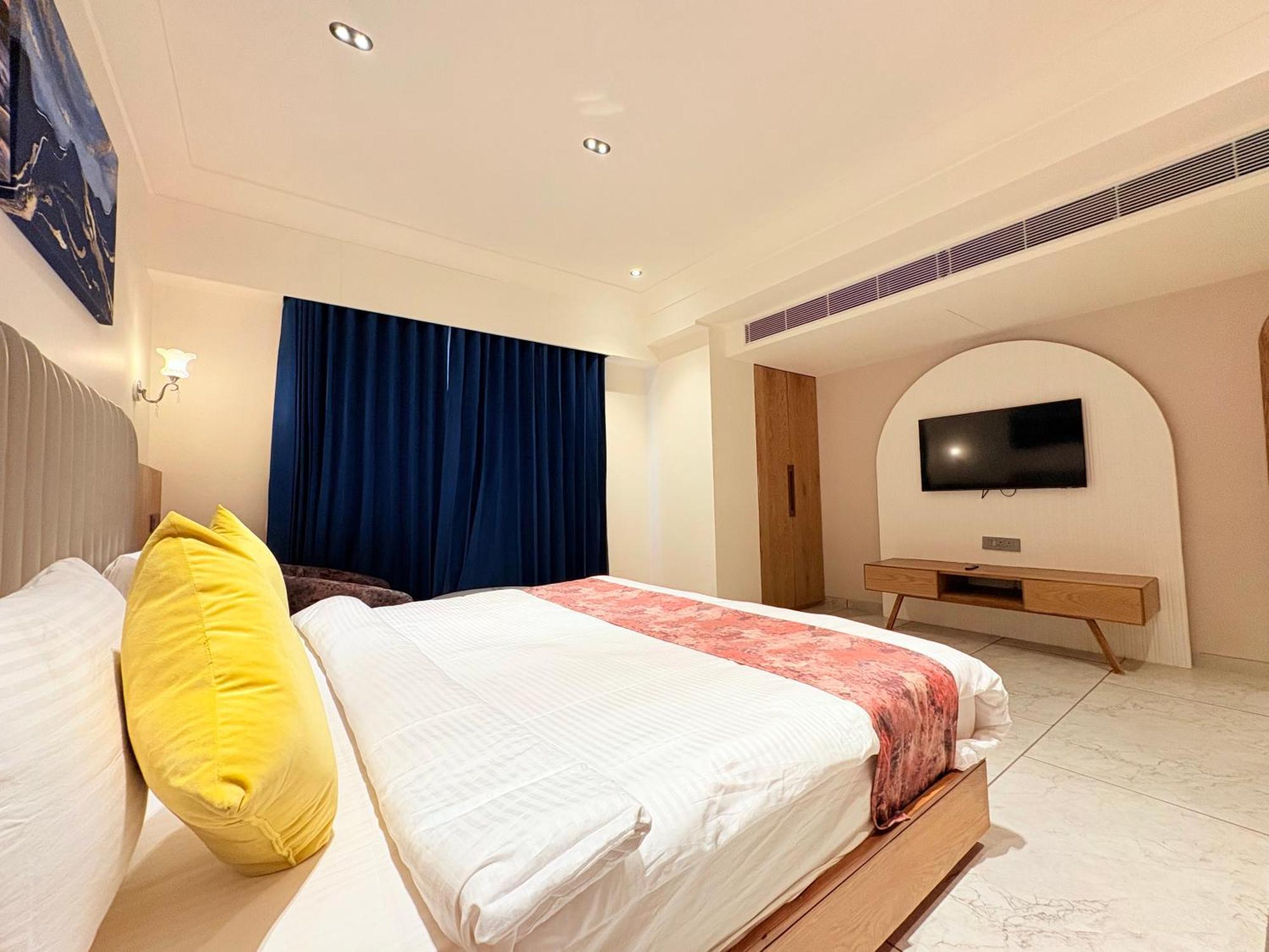 Hotel The Parterre 4*