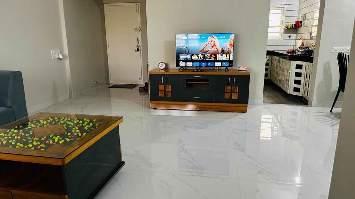 2bhk Ac Luxury In Satellite, Apartment