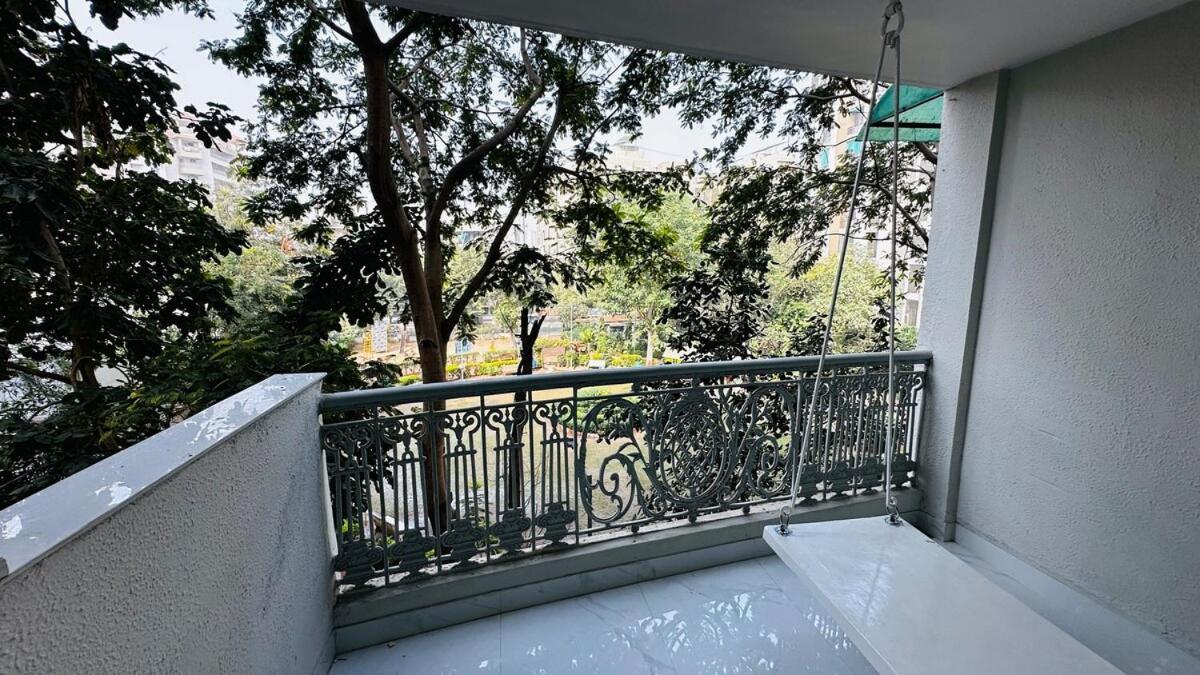 2bhk Ac Luxury In Satellite, Ahmedabad