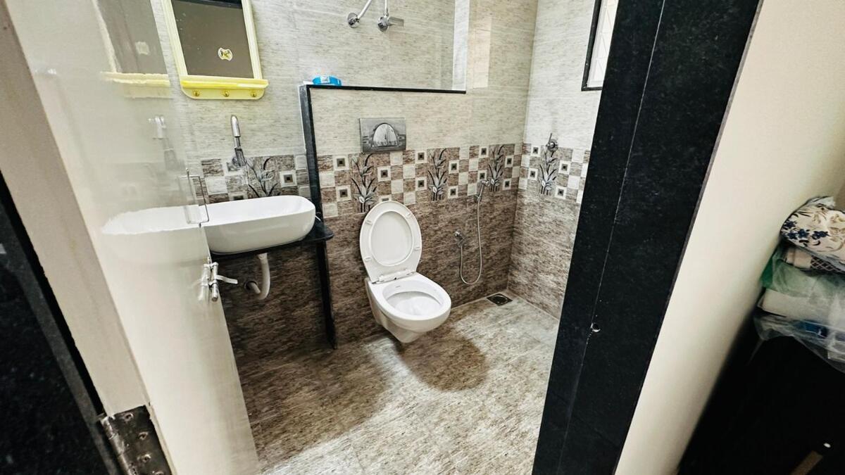 2bhk Ac Luxury In Satellite,