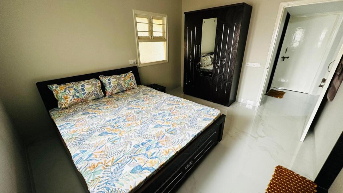 2bhk Ac Luxury In Satellite, Apartment