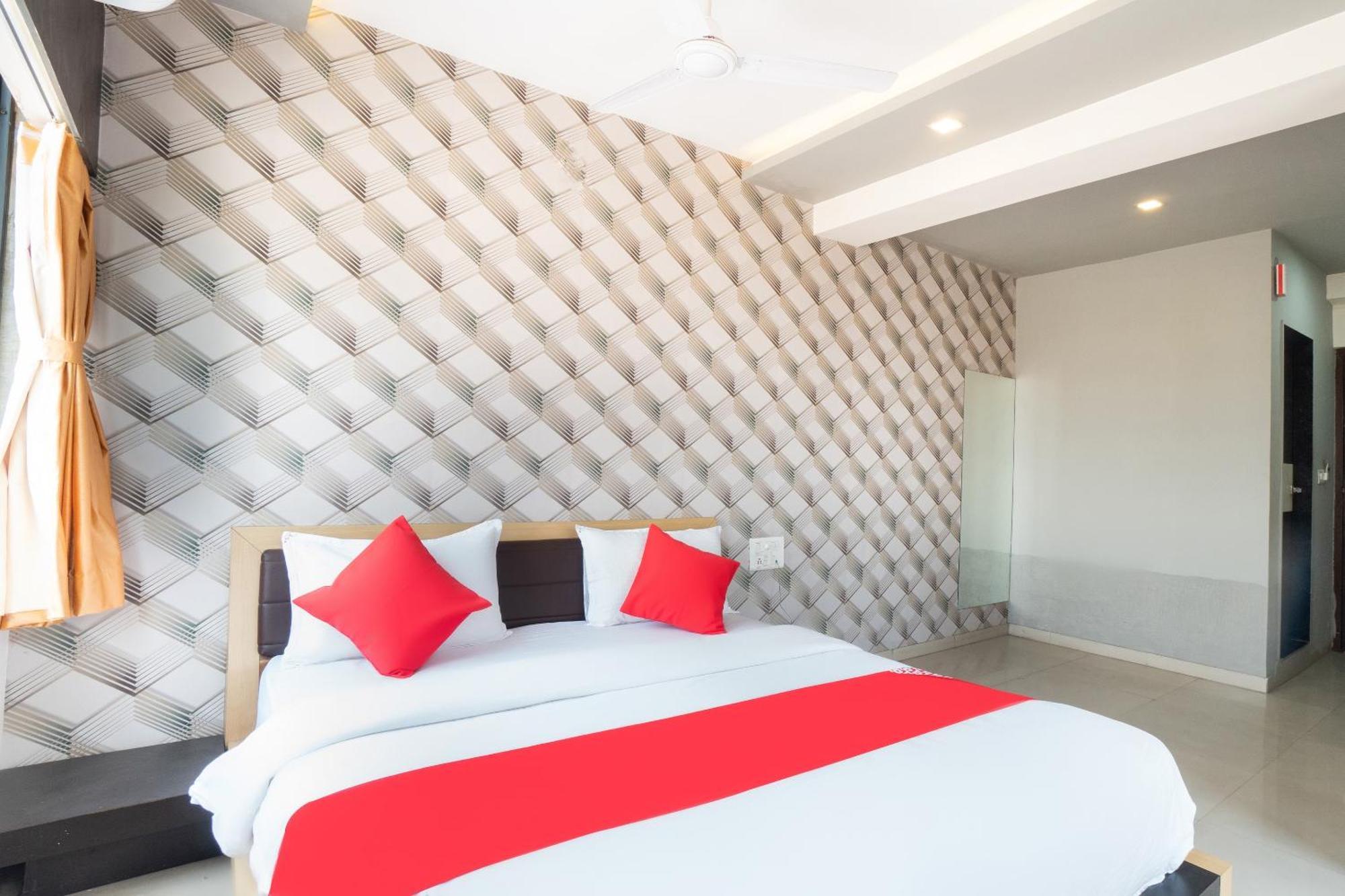 O Paradise Hotel Ahmedabad