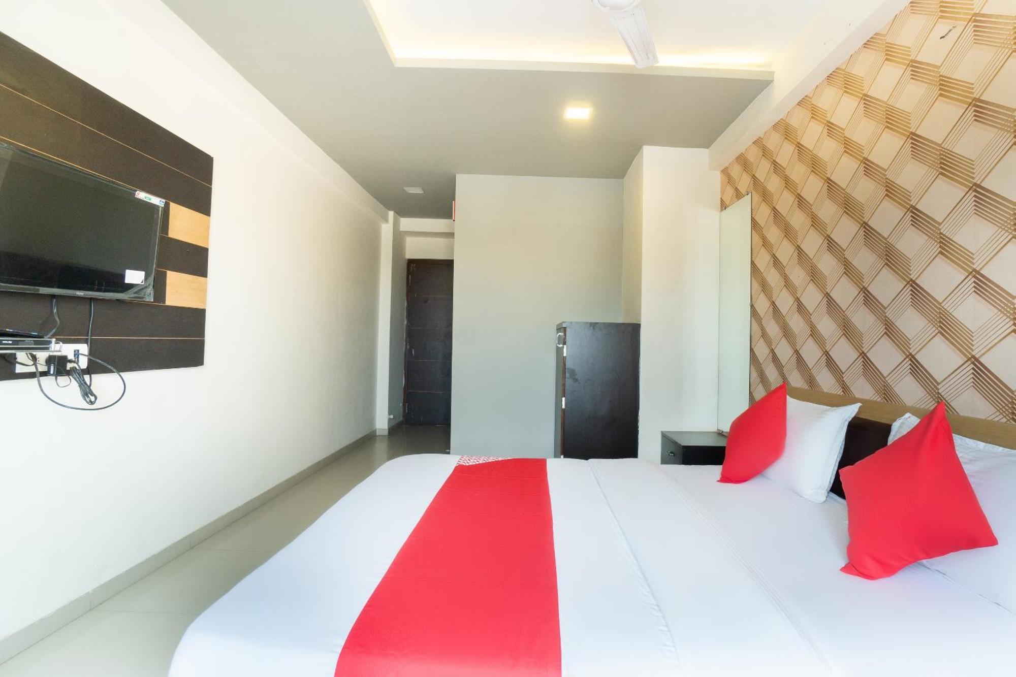 Hotel O Paradise Ahmedabad
