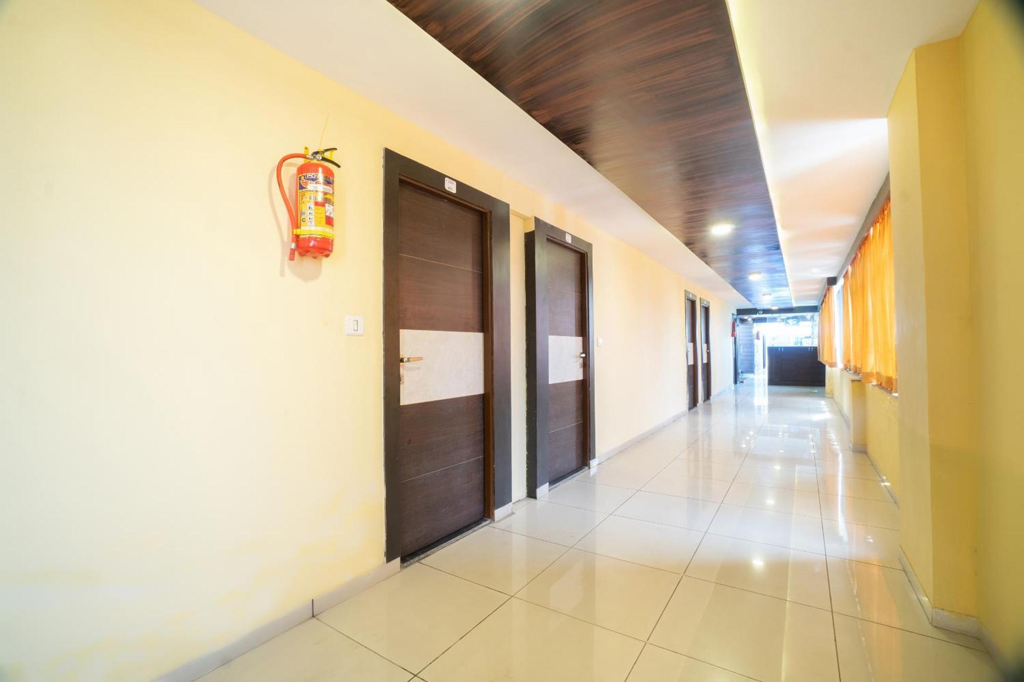 Hotel O Paradise Ahmedabad